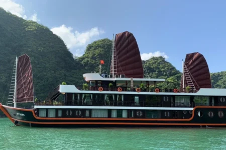 Lan-Ha-Bay-Cruise-2-Days-1-Night-Cozy-Boutique
