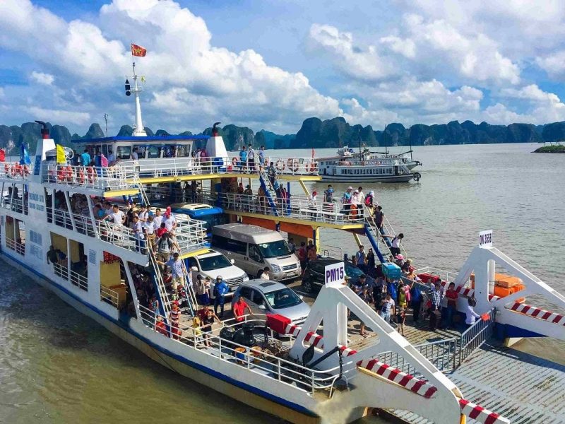 Cat Ba Discovery direct bus boarding the ferry, offering a seamless trip from Tam Coc (Ninh Binh) to Cat Ba