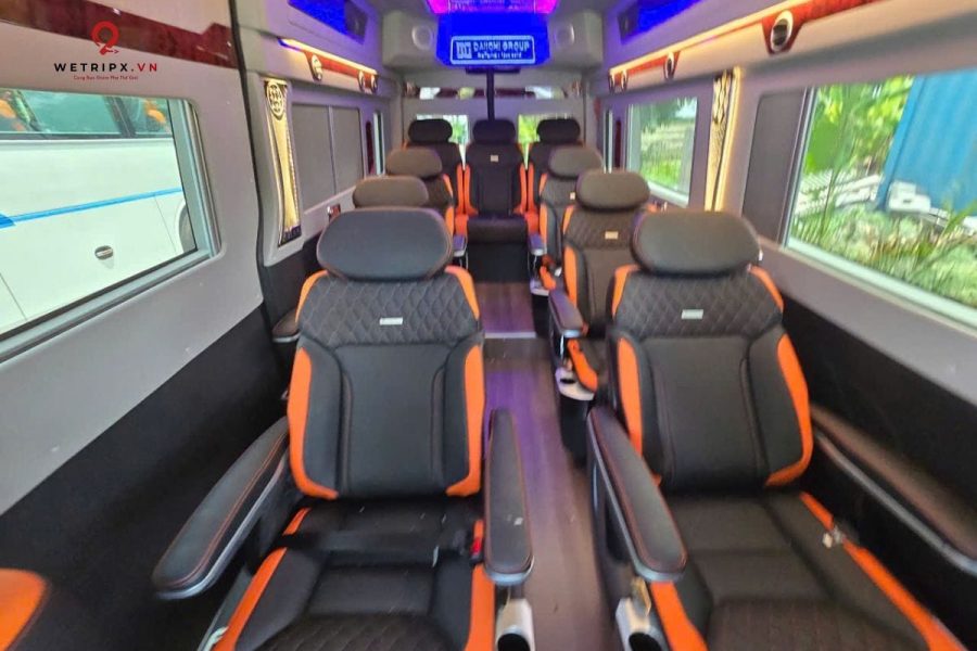 inside the limousine bus 11-seat from Cat Ba to Ninh Binh